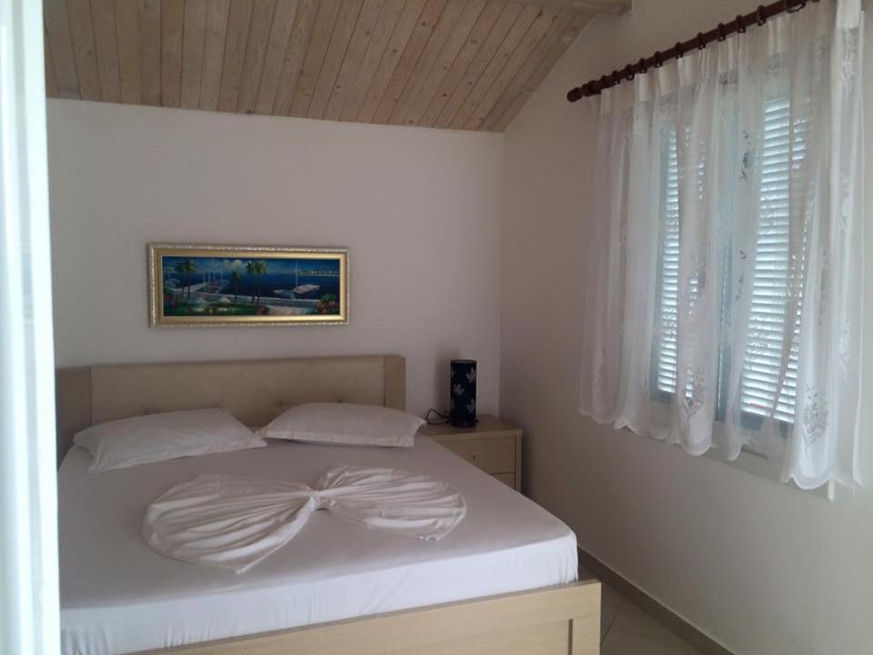 Vela E Bardhe Villa Dhermi Luaran gambar